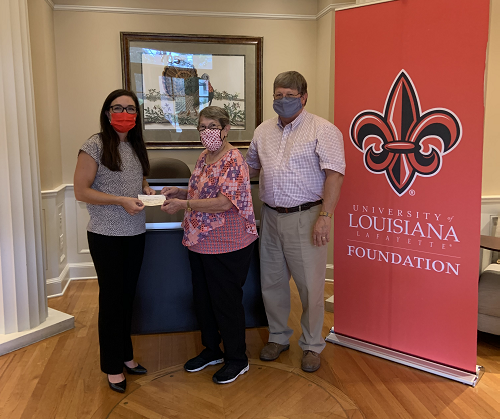 Lafayette school counselor wins Mrs. Louisiana